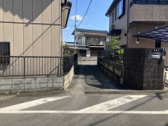 共用通路　幅員約2.4ｍ