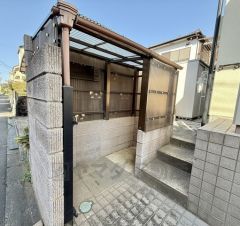 バイクや自転車置き場に