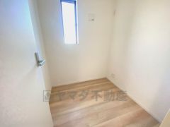 リモート会議や物置などマルチな利用が可能